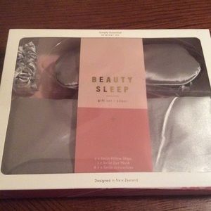 Simply Essential BEAUTY SLEEP gift set